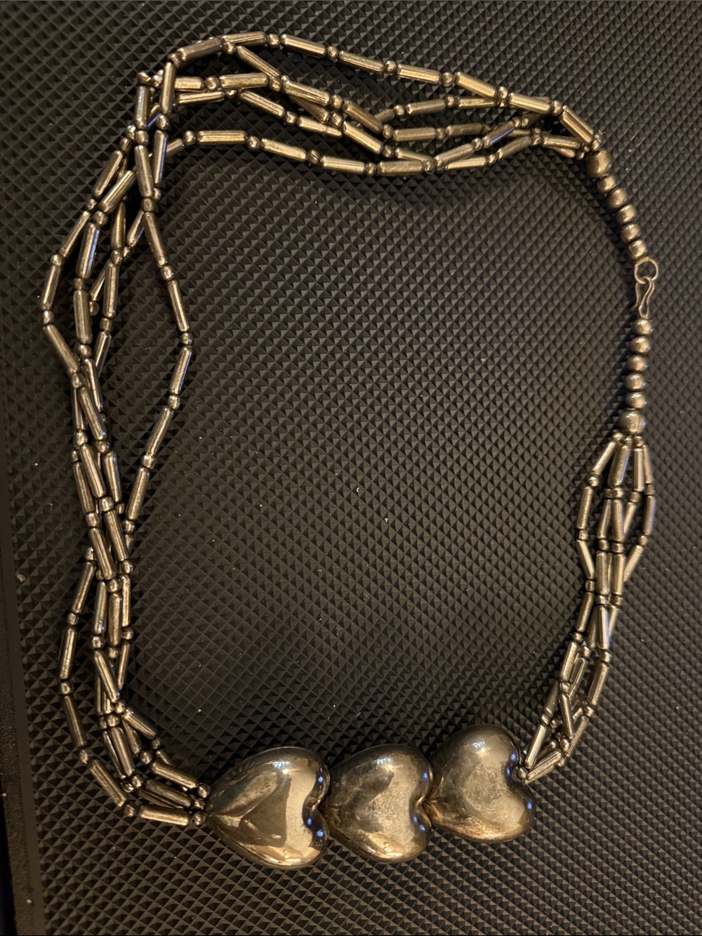 Vintage Hematite Three-Heart Beaded Necklace - Women Jewelry